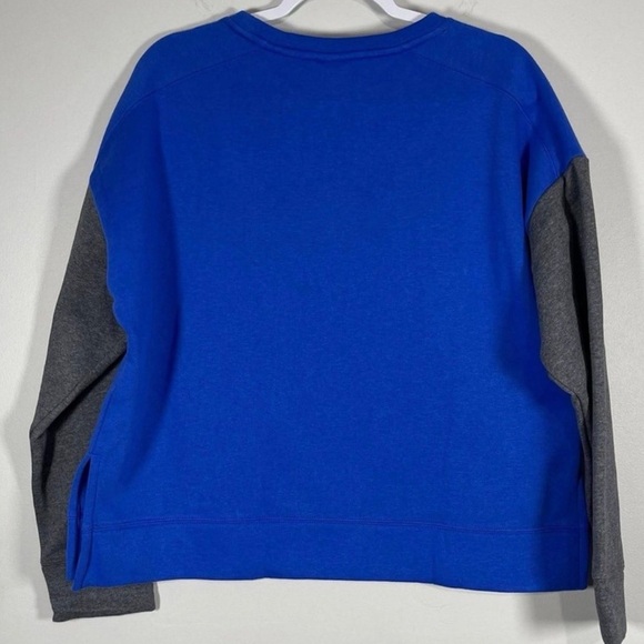 Nike Unisex Blue Crewneck Sweatshirt XXL Colorblock Gray Sleeves Athletic Look - Picture 2 of 12